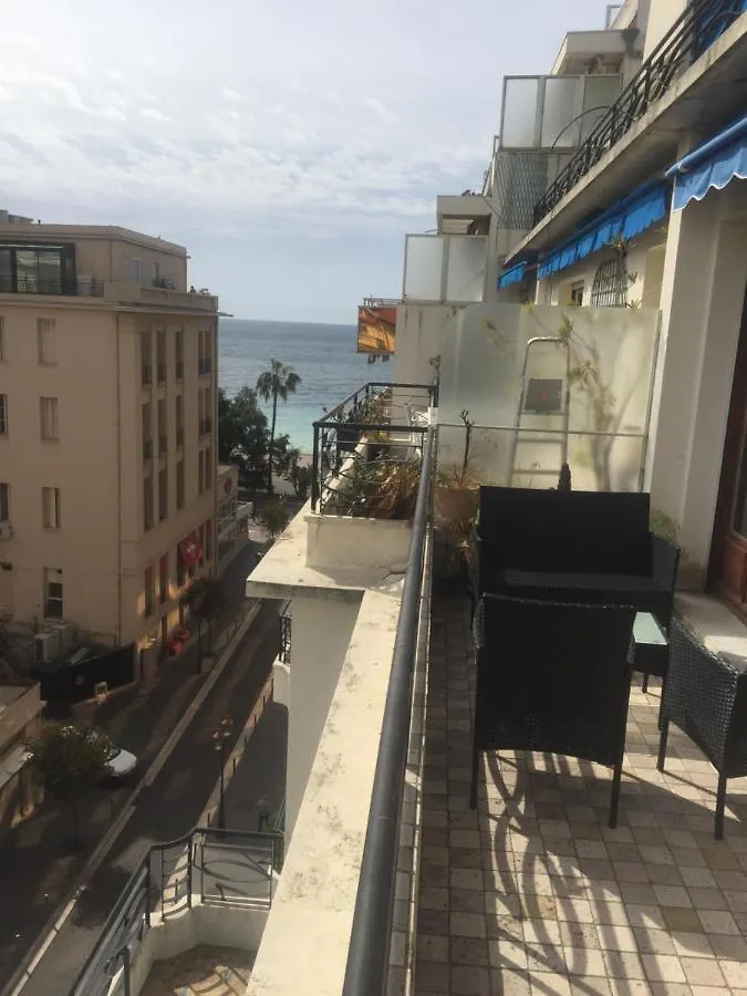 Contactos de Appartement Carré d\'Or Vue sur Mer